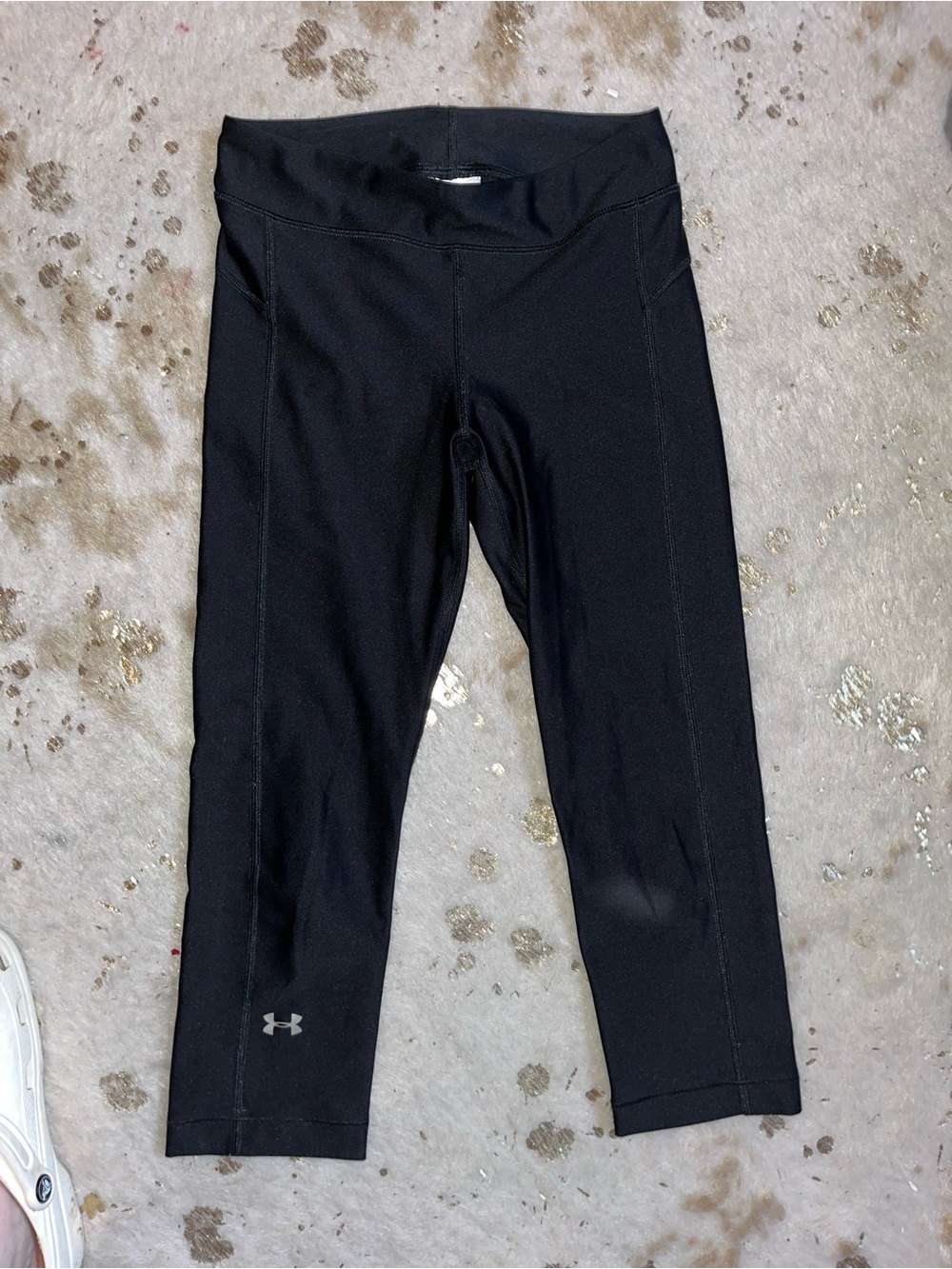 Women Under Armour Black Capri Leggings